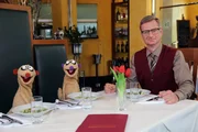 Jan & Henry werden vom Kommissar (Michael Kessler) in ein Restaurant eingeladen. Dort ereignen sich seltsame Dinge.