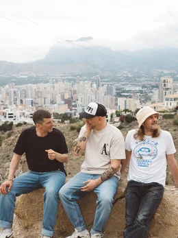 Die Sportfreunde Stiller in Spanien.