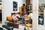 Von links: Florian Weber, Peter Brugger und R&uuml;diger Linhof im Studio.