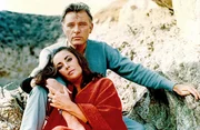 Richard Burton und Elizabeth Taylor waren gleich zweimal miteinander verheiratet – und ließen sich zweimal voneinander scheiden. Ihre stürmische Beziehung hielt und brach und hielt bis zu Burtons Tod. (Archivfoto). Richard Burton und Elizabeth Taylor waren gleich zweimal miteinander verheiratet – und ließen sich zweimal voneinander scheiden. Ihre stürmische Beziehung hielt und brach und hielt bis zu Burtons Tod. (Archivfoto).