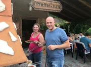 Sonja und Martin Stra&szlig;maier sind tief mit Steinberg am See verwurzelt. Sp&auml;ter wollen sie die Pension von Sonjas Mutter &uuml;bernehmen.