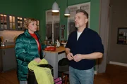 Yvonne (Gisa Zach) muss die Trennung von Michael "Michi" (Lars Pape) akzeptieren. Yvonne (Gisa Zach) muss die Trennung von Michael "Michi" (Lars Pape) akzeptieren.