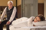 Emilio L&oacute;pez (Jos&eacute; Sacrist&aacute;n, l.) und Ana Ribera (Paula Echevarr&iacute;a, r.).