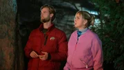 Toni (Sarah Buchholzer) will den Liebesbetr&uuml;ger in eine Falle locken und legt sich mit Simon (Thore L&uuml;thje) im Kurpark auf die Lauer. Doch dann erlebt sie eine b&ouml;se &Uuml;berraschung!