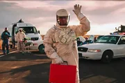 Dr. Wallace Damon (Laurence Fishburne)