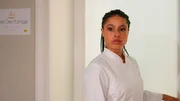Ellie (Kim Biebow) setzt alles auf eine Karte: Sie will mit perfekten Steaks beeindrucken. Wird ihr Plan aufgehen?
