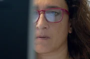 Die EU-Abgeordnete Rosa D'Amato hat ein politisches Hauptanliegen: das Stahlwerk von Tarent zu schlie&szlig;en.