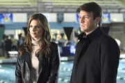 Kate Beckett(Stana Katic, l),Richard Castle(Nathan Fillion, r)
