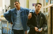 L - R: Samy Naceri als Daniel Morales, Fr&eacute;d&eacute;ric Diefenthal als &Eacute;milien Coutant-Kerbalec