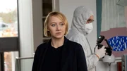 Nora Weiss (Anna Maria Mühe) ermittelt am Tatort. Nora Weiss (Anna Maria Mühe) ermittelt am Tatort.
