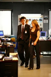 (l-r) Eric Bogosian as Captain Danny Ross, Kathryn Erbe as Det. Alexandra Eames (l-r) Eric Bogosian as Captain Danny Ross, Kathryn Erbe as Det. Alexandra Eames