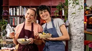 Liebhaber der franz&ouml;sischen K&uuml;che aufgepasst! Zora Klipp und Theresa Knipschild begeben sich auf eine kulinarische Reise in das Mutterland der Haute Cuisine.