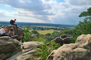 Der Hermannsweg f&uuml;hrt &uuml;ber den Kamm des Teutoburgerwaldes und bietet daher zahlreiche Panorama-Ausblicke.