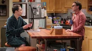 L-R: Sheldon Cooper (Jim Parsons), Leonard Hofstadter (Johnny Galecki)