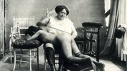 Züchtigung mit Peitsche. Züchtigung mit Peitsche.