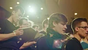 Wenn die unterschiedlichsten Stimmlagen in aller Verschiedenheit zueinanderfinden, entsteht eine enorme musikalische Kraft.
