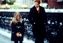 Lina (Maxime Foerste), Martha (Martina Gedeck)