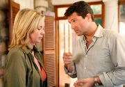 Julia (Marion Kracht) ist sich nicht sicher, ob sie Hannes (Francis Fulton-Smith) liebt.