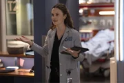 Sarah Ramos as Dr. Caitlin Lenox Sarah Ramos as Dr. Caitlin Lenox
