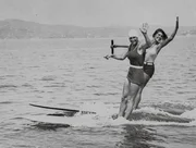 In den 1923 findet die erste Sommersaison an der Côte d’Azur statt. In den 1923 findet die erste Sommersaison an der Côte d’Azur statt.