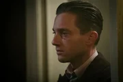 Gereon Rath (Volker Bruch). Gereon Rath (Volker Bruch).