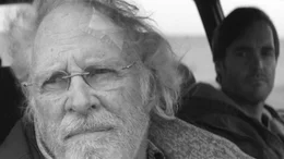 Vater (Bruce Dern, li.) und Sohn (Will Forte) begeben sich gemeinsam auf die Reise. (Lizenzzeit bis 30.06.2026)