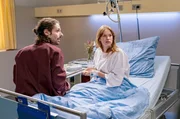 Celines (Ana-Carolina Kleine) zweite Operation steht bevor und Albert (Alessio Hirschkorn) ist großer Sorge. Celines (Ana-Carolina Kleine) zweite Operation steht bevor und Albert (Alessio Hirschkorn) ist großer Sorge.