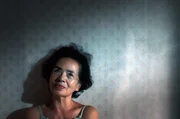 Yeongsun (Heo Jin) denkt dar&uuml;ber nach, was f&uuml;r eine Art Mensch sie eigentlich ist.