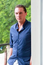 Rory FLECK BYRNE (Adam Warner)