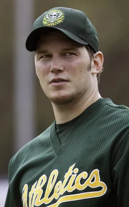 Scott Hatteberg (Chris Pratt), einer der Baseballspieler, die Billy Beane wieder zur&uuml;ckholt
