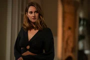 Penelope Vardakis (Shailene Woodley)