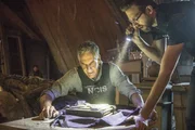 Ihre Ermittlungen im Mordfall eines Navy-Captains f&uuml;hren Dwayne Pride (Scott Bakula, l.) und Sebastian Lund (Rob Kerkovich, r.) tief in die Vergangenheit ...