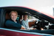 v.li.: Jan Åge Fjørtoft und Christian Nehiba posieren für ein Foto. v.li.: Jan Åge Fjørtoft und Christian Nehiba posieren für ein Foto.