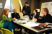 Ein Meeting mit gro&szlig;em Knall: (v.l.n.r.) Natascha (Franziska Matthus), Bruno (K. Dieter Klebsch), Luca (Manuel Cortez), Kai (Frederic B&ouml;hle) und Tom (Patrick Kalupa) ...