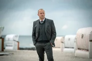 Kessler (Heino Ferch) ist nach einigen Jahren wieder wegen eines Falles an der Ostsee.
