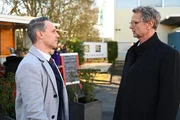 Joana ist Kilians (Marc Dumitru, l.) letzte Hoffnung, um Patrick Langer (Guido Fischer) zu gewinnen. Joana ist Kilians (Marc Dumitru, l.) letzte Hoffnung, um Patrick Langer (Guido Fischer) zu gewinnen.