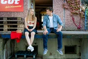 Tilda (Kya Celine Barucki), Stefan Vollmer (Hendrik Duryn) Tilda (Kya Celine Barucki), Stefan Vollmer (Hendrik Duryn)