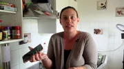 Janine verfolgt weiterhin ihren Traum vom eigenen Beautysalon und ist dank eines Mannheimer Gr&uuml;nderinnenzentrum nun mit ihrem Businessplan fertig. Doch die Zwillingsmutter hat im Moment andere Probleme. Janines Handy ist das wichtigste technische Utensil der 26-J&auml;hrigen. Aber genau das gibt ausgerechnet jetzt den Geist auf.