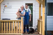 Mops Paula der Dauercamper Gisela und Horst ist ein fideles Mädchen und braucht ein wenig Erziehung. Die gibt es im Südsee-Camp auf dem eigenen Hundeplatz. Mops Paula der Dauercamper Gisela und Horst ist ein fideles Mädchen und braucht ein wenig Erziehung. Die gibt es im Südsee-Camp auf dem eigenen Hundeplatz.