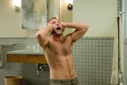 Wird auf brutale Art und Weise mit seiner schlimmsten Angst konfrontiert: Doug (Bradley Cooper) ...