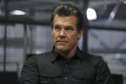 Matt Graver (Josh Brolin)