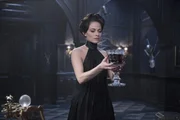 Semira (Lara Pulver)
