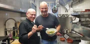 Volker (l.); Frank Rosin (r.) Volker (l.); Frank Rosin (r.)