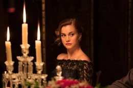 Sophia de Haviland (Stefanie Martini)