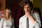 Jennifer Jareau (A.J. Cook, l.); Dr. Spencer Reid (Matthew Gray Gubler, r.)