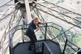 James Bond (Roger Moore)