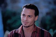 Roux (Johnny Depp)