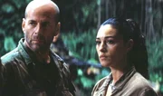 Lieutenant A.K. Waters (Bruce Willis), Dr. Lena Fiore Kendricks (Monica Bellucci)