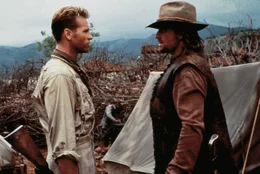 In ihrer Vorgehensweise sind Patterson (Val Kilmer, l.) und Remington (Michael Douglas, r.) nicht immer einer Meinung ...