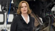 Michelle Bradley (Sigourney Weaver)